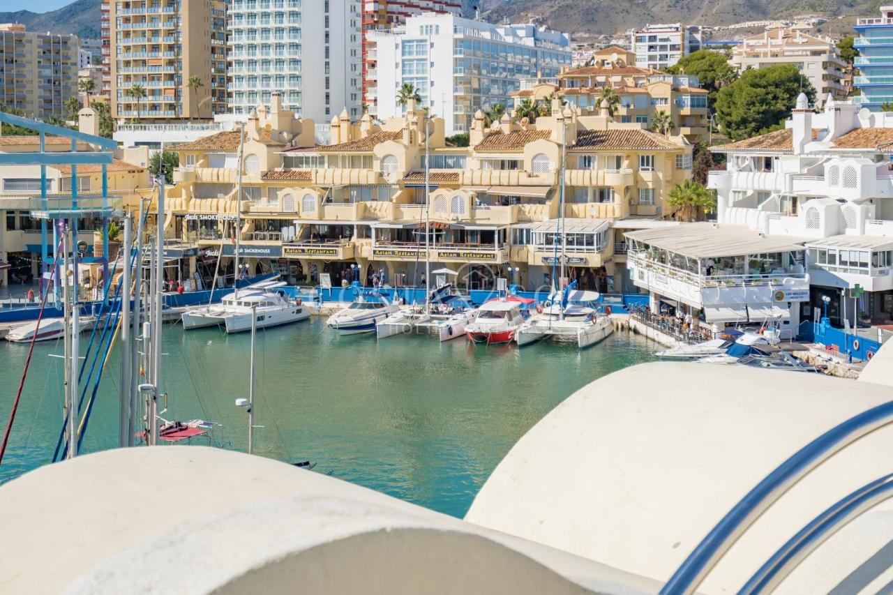 Puerto Marina-Benalmadena Luxury Apartment Dentro De La Isla Exteriör bild